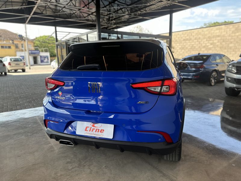 Fiat ARGO HGT 1.8 16V 2017/2018 CIRNE AUTOMÓVEIS SANTA MARIA / Carros no Vale