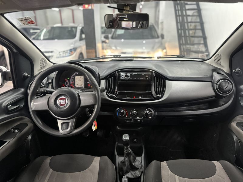 Fiat UNO WAY 1.0 6V 2018/2019 CIRNE AUTOMÓVEIS SANTA MARIA / Carros no Vale