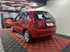 Ford Fiesta 1.0 8V /Class 8V 2011/2012 CIRNE AUTOMÓVEIS SANTA MARIA / Carros no Vale