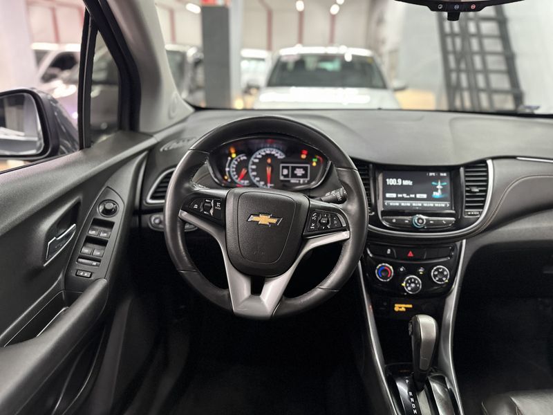 CHEVROLET TRACKER Premier 1.4 Turbo 16V 2018/2018 CIRNE AUTOMÓVEIS SANTA MARIA / Carros no Vale