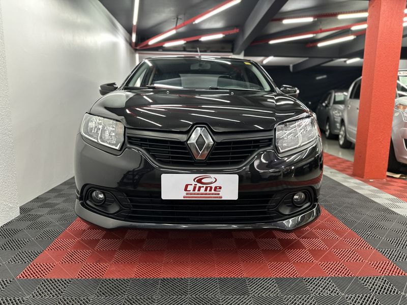 Renault LOGAN Expression 1.6 16V 2018/2019 CIRNE AUTOMÓVEIS SANTA MARIA / Carros no Vale