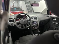 VOLKSWAGEN Fox Connect 1.6 8V 2018/2018 CIRNE AUTOMÓVEIS SANTA MARIA / Carros no Vale