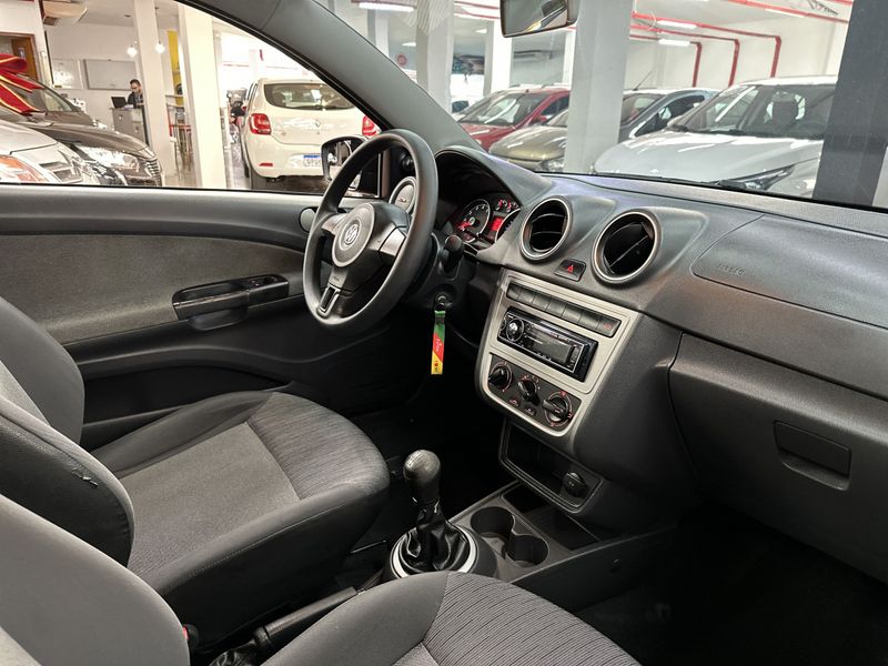 VOLKSWAGEN Gol   1.6 Mi Total 8V 2013/2014 CIRNE AUTOMÓVEIS SANTA MARIA / Carros no Vale