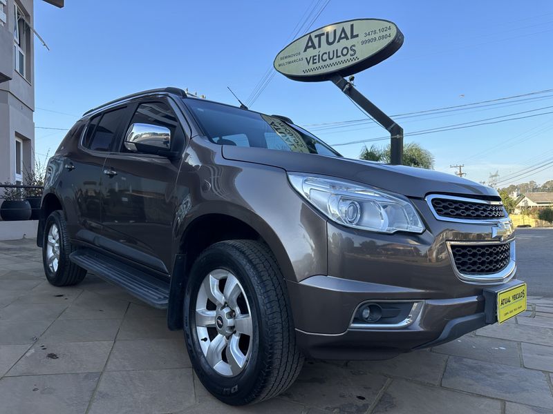 CHEVROLET TRAILBLAZER LTZ 2.8 CTDI 2012/2013 ATUAL VEÍCULOS VISTA ALEGRE DO PRATA / Carros no Vale