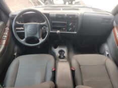 CHEVROLET BLAZER BLAZER 4.3 V6 4X2 1997/1997 ALTERNATIVA VEÍCULOS LAJEADO / Carros no Vale