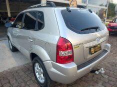 HYUNDAI TUCSON GLS 2.0 16V AUT. /2010 CHIMA VEÍCULOS VENÂNCIO AIRES / Carros no Vale