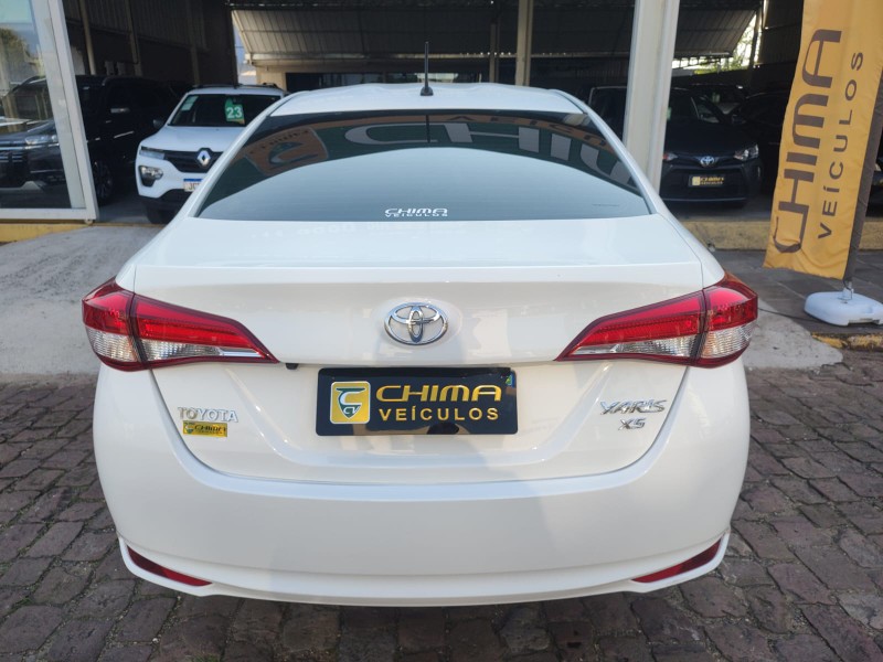 TOYOTA YARIS XS SEDAN 1.5 FLEX 16V 4P AUT. /2019 CHIMA VEÍCULOS VENÂNCIO AIRES / Carros no Vale