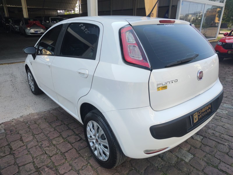 FIAT PUNTO 1.4 ATTRACTIVE /2013 CHIMA VEÍCULOS VENÂNCIO AIRES / Carros no Vale