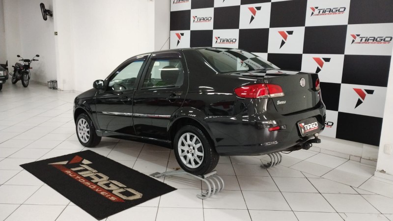 FIAT SIENA 1.0 EL CELEBRATION 8V 2012/2012 TIAGO AUTOMÓVEIS VENÂNCIO AIRES / Carros no Vale