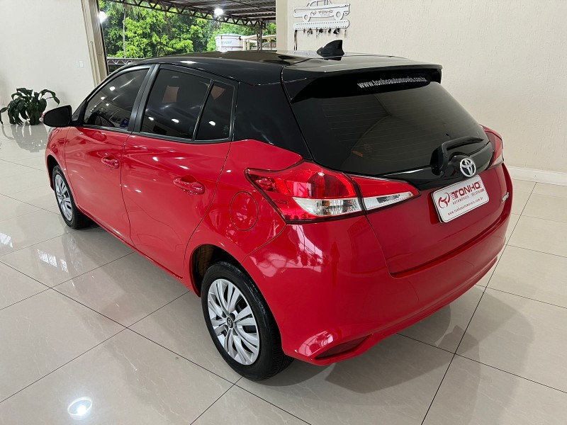 TOYOTA YARIS 1.3 XL LIVE 2019/2020 TONHO AUTOMÓVEIS LAJEADO / Carros no Vale