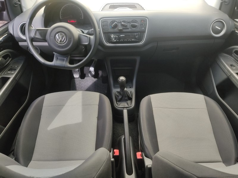 VOLKSWAGEN UP! TAKE 1.0 - 2015