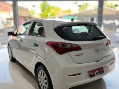 HYUNDAI HB20 1.0 COMFORT PLUS 2013/2014 JM AUTOMÓVEIS VENÂNCIO AIRES / Carros no Vale