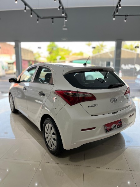 HYUNDAI HB20 1.0 COMFORT PLUS 2013/2014 JM AUTOMÓVEIS VENÂNCIO AIRES / Carros no Vale