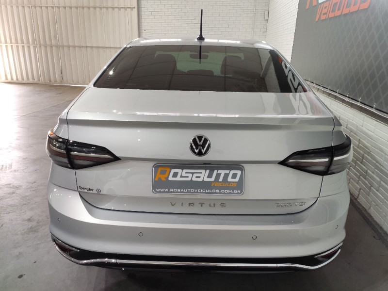 VOLKSWAGEN VIRTUS 1.0 TSI HIGHLINE 2024/2024 ROSAUTO VEÍCULOS VENÂNCIO AIRES / Carros no Vale