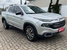 FIAT TORO 2.0 16V TURBO DIESEL VOLCANO 4WD AUTOMÁTICO 2019/2019 ELY AUTOMÓVEIS LAJEADO / Carros no Vale