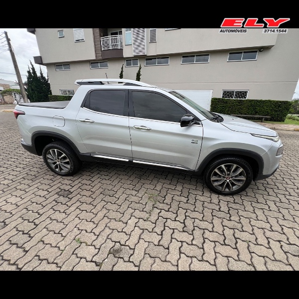 FIAT TORO 2.0 16V TURBO DIESEL VOLCANO 4WD AUTOMÁTICO - 2019