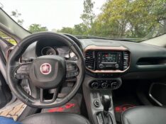 FIAT TORO 2.0 16V TURBO DIESEL VOLCANO 4WD AUTOMÁTICO 2019/2019 ELY AUTOMÓVEIS LAJEADO / Carros no Vale