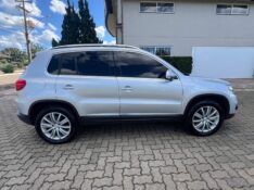 VOLKSWAGEN TIGUAN 2.0 TSI 16V 200CV TIPTRONIC 2014/2014 ELY AUTOMÓVEIS LAJEADO / Carros no Vale