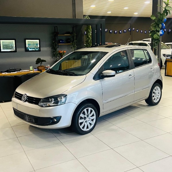 VOLKSWAGEN FOX PRIME I-MOTION 1.6 8V 2013/2013 JOÃO CARROS MULTIMARCAS GUAPORÉ / Carros no Vale