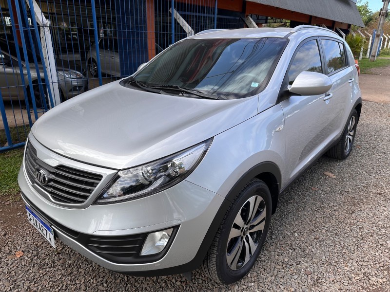 KIA SPORTAGE 2.0 LX 2013/2014 MENEGHINI VEÍCULOS ARROIO DO MEIO / Carros no Vale