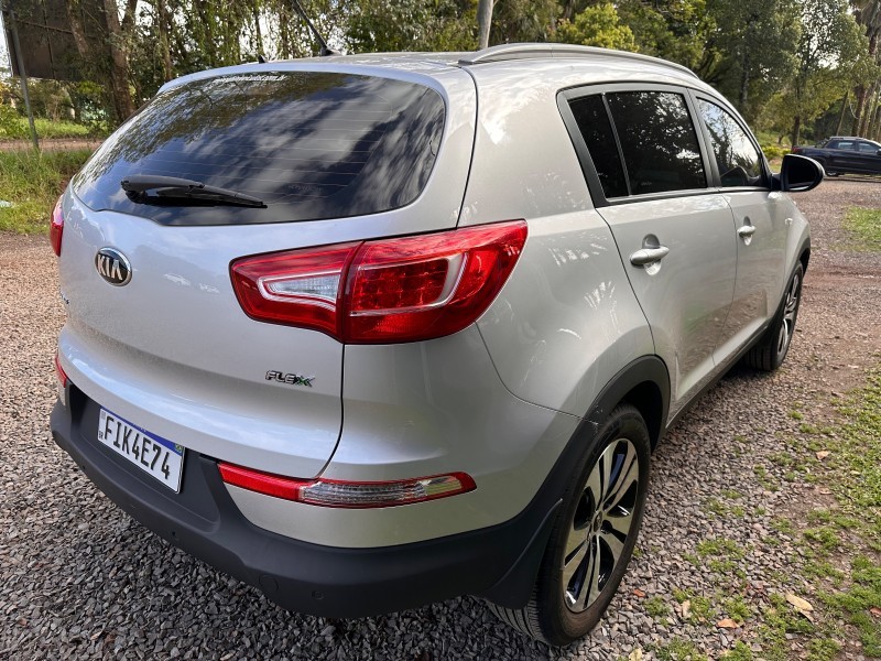 KIA SPORTAGE 2.0 LX 2013/2014 MENEGHINI VEÍCULOS ARROIO DO MEIO / Carros no Vale