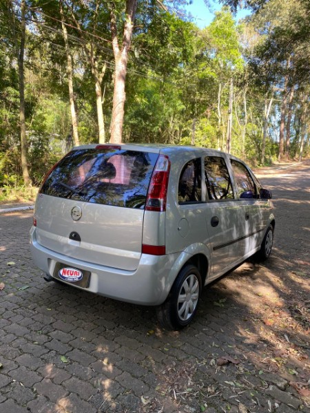 CHEVROLET MERIVA JOY 1.8 2005/2005 NEURI VEÍCULOS LAJEADO / Carros no Vale