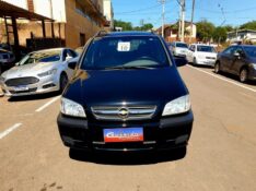 CHEVROLET ZAFIRA COMFORT 2.0 2009/2010 CRUZEIRO MULTIMARCAS CRUZEIRO DO SUL / Carros no Vale