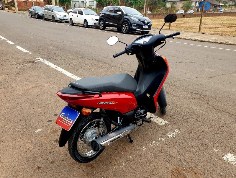 HONDA MOTOS BIZ 100 ES 2015/2015 CRUZEIRO MULTIMARCAS CRUZEIRO DO SUL / Carros no Vale