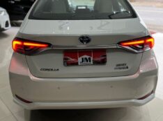 TOYOTA COROLLA 1.8 ALTIS PREMIUM 16V HÍBRIDO 2020/2021 JM AUTOMÓVEIS VENÂNCIO AIRES / Carros no Vale