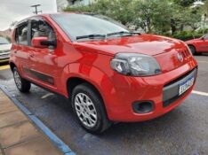 FIAT UNO 1.0 EVO VIVACE 8V FLEX 4P MANUAL 2015/2016 ADRIANO VEÍCULOS CRUZEIRO DO SUL / Carros no Vale