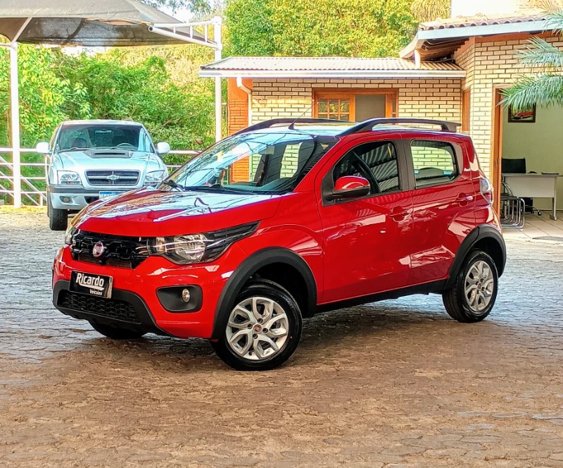 FIAT MOBI 1.0 8V EVO WAY ON 2016/2017 RICARDO VEÍCULOS TEUTÔNIA / Carros no Vale