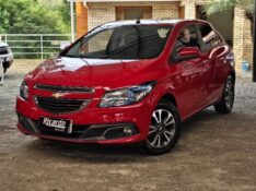 CHEVROLET ONIX 1.4 LTZ 8V 2015 2014/2015 RICARDO VEÍCULOS TEUTÔNIA / Carros no Vale