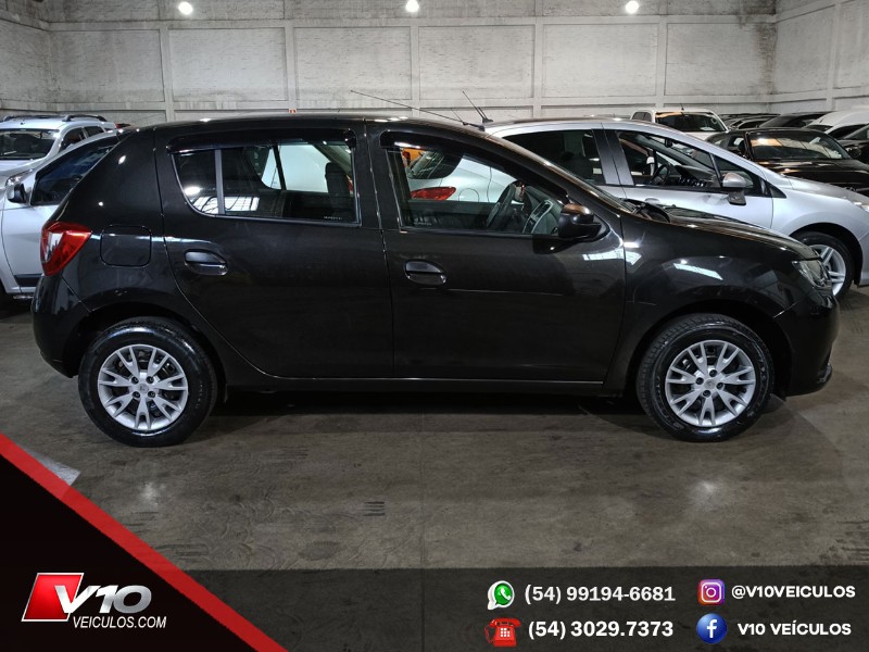 RENAULT SANDERO 1.0 12V SCE FLEX AUTHENTIQUE MANUAL 2018/2019 V10 VEÍCULOS CAXIAS DO SUL / Carros no Vale