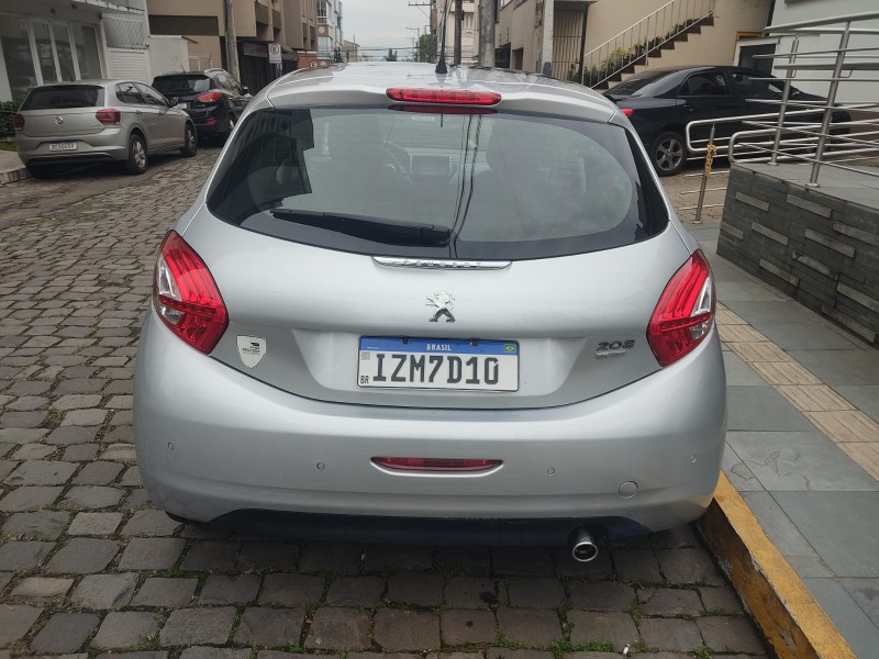 PEUGEOT 208 1.6 ALLURE - 2016