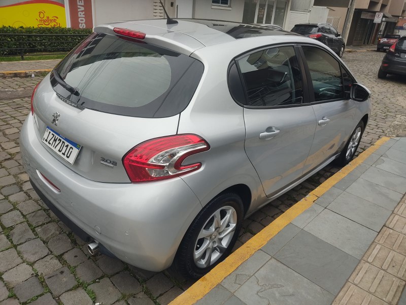 PEUGEOT 208 1.6 ALLURE - 2016