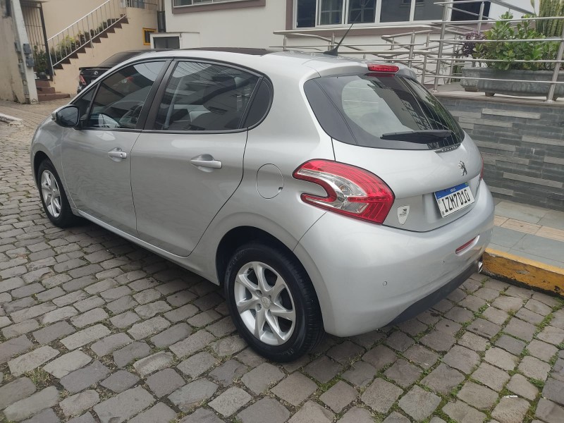 PEUGEOT 208 1.6 ALLURE - 2016