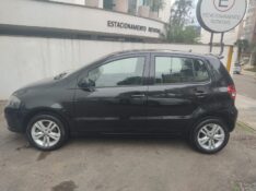 VOLKSWAGEN FOX 1.0 2009/2010 ALTERNATIVA VEÍCULOS LAJEADO / Carros no Vale