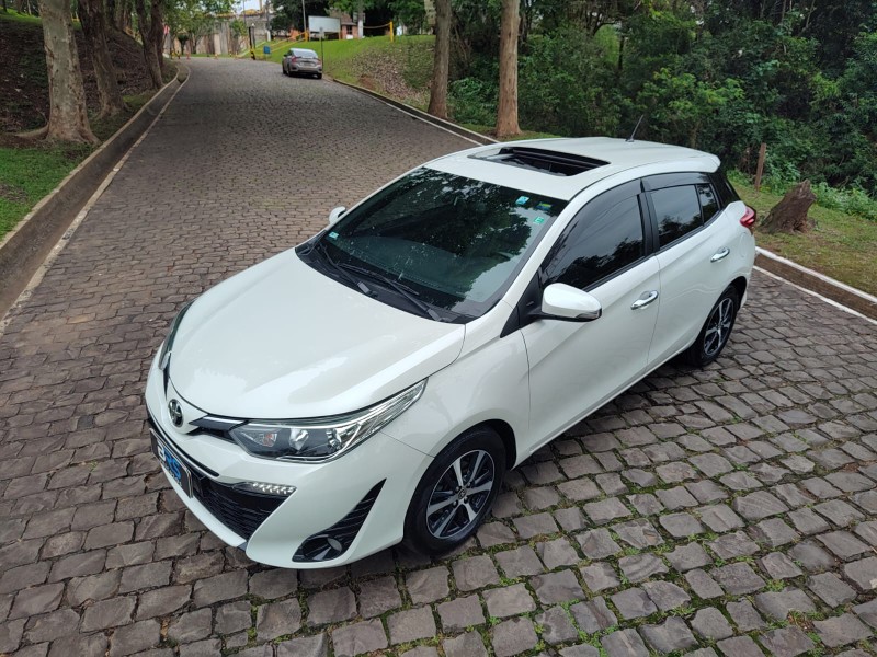 TOYOTA YARIS 1.5 XLS 2019/2019 BRS VEÍCULOS BOM RETIRO DO SUL / Carros no Vale