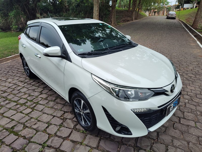 TOYOTA YARIS 1.5 XLS 2019/2019 BRS VEÍCULOS BOM RETIRO DO SUL / Carros no Vale