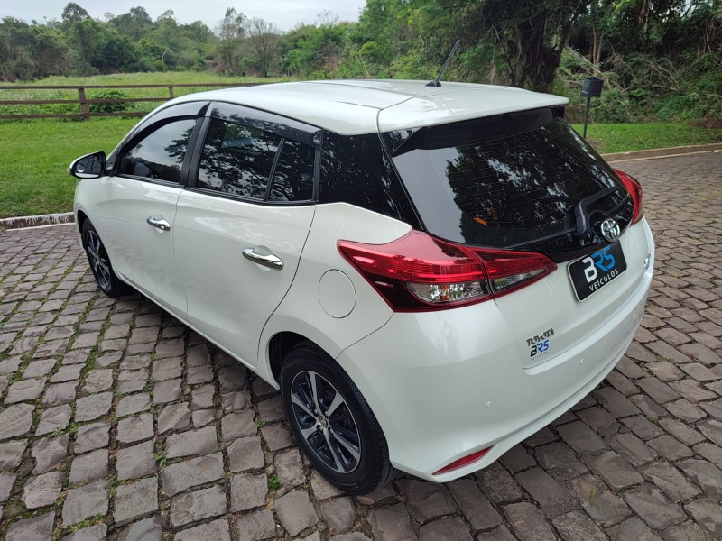 TOYOTA YARIS 1.5 XLS 2019/2019 BRS VEÍCULOS BOM RETIRO DO SUL / Carros no Vale