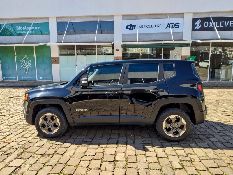 JEEP RENEGADE SPORT 2.0 4X4 TURBO 2016/2016 SÉTIMA VEÍCULOS GUAPORÉ / Carros no Vale