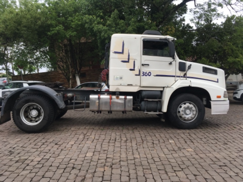 VOLVO N12 360 1995/1995 COMPLETO VEÍCULOS GUAPORÉ / Carros no Vale