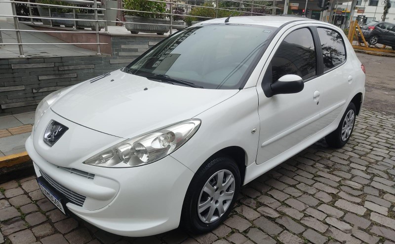 PEUGEOT 207 1.4/XR - 2012