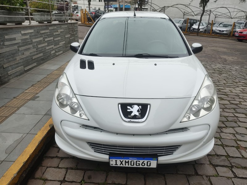 PEUGEOT 207 1.4/XR - 2012