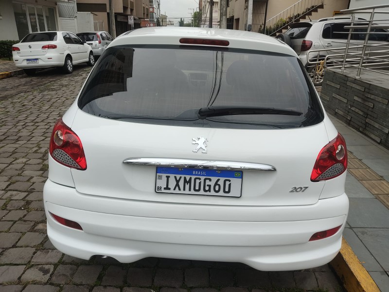 PEUGEOT 207 1.4/XR - 2012