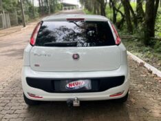 FIAT PUNTO 1.4 ATTRACTIVE /2014 NEURI VEÍCULOS LAJEADO / Carros no Vale