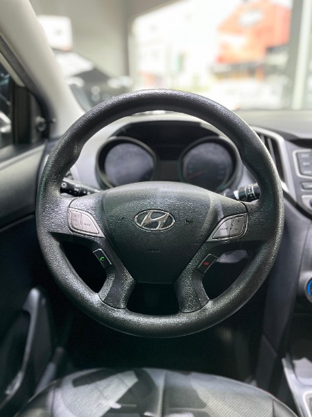 HYUNDAI HB20S 1.6 COPA DO MUNDO 16V 2014/2015 JM AUTOMÓVEIS VENÂNCIO AIRES / Carros no Vale