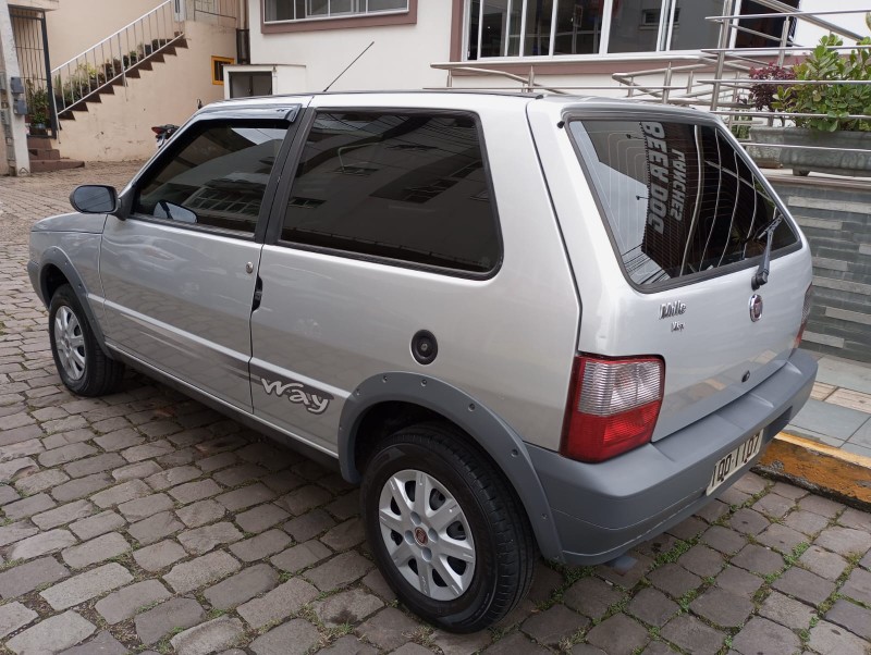 FIAT UNO WAY - 2010