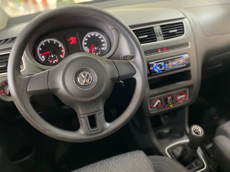 VOLKSWAGEN FOX 1.0 GII 2014/2014 TONHO AUTOMÓVEIS LAJEADO / Carros no Vale