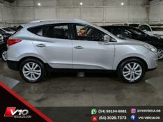 HYUNDAI IX 35 2.0 MPFI GLS 16V FLEX 4P AUTOMÁTICO 2013/2014 V10 VEÍCULOS CAXIAS DO SUL / Carros no Vale